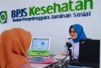 Suasana pelayanan peserta Jaminan Kesehatan Nasional (JKN) di kantor BPJS Kesehatan. (Foto: Britainaja