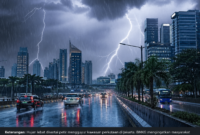ustrasi hujan lebat disertai kilat dan petir yang mengguyur kawasan perkotaan. Badan Meteorologi, Klimatologi, dan Geofisika (BMKG) mengimbau masyarakat waspada terhadap potensi cuaca ekstrem yang dapat memicu banjir, tanah longsor, dan pohon tumbang, Minggu (26/4/2026). (Foto: Ilustrasi)