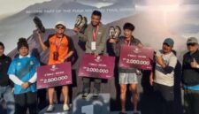 Arief Wismoyono usai finis sebagai juara pertama kategori summit pada ajang Kerinci 100 2026 di Gunung Kerinci, Minggu (5/4/2026). Foto: Dok.suarabrita.com 